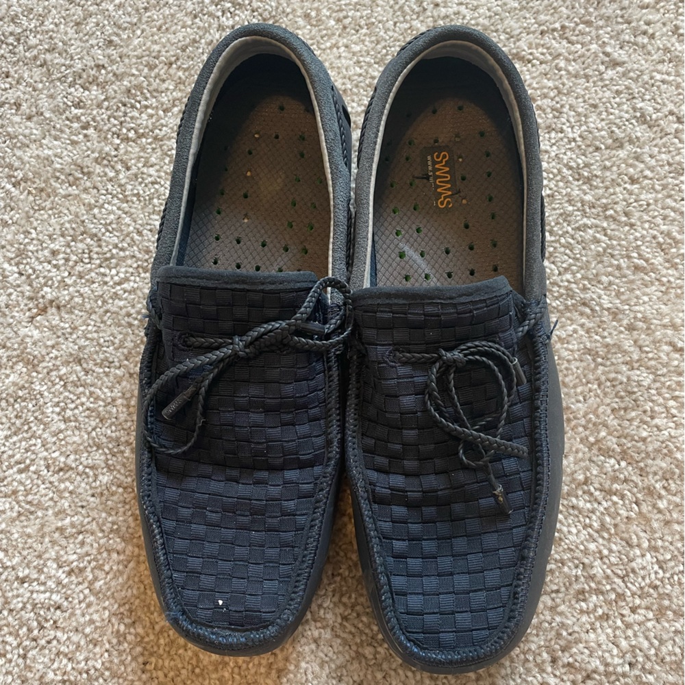 Mens Navy blue SWIMS boat/pool shoes. Size 8.5
